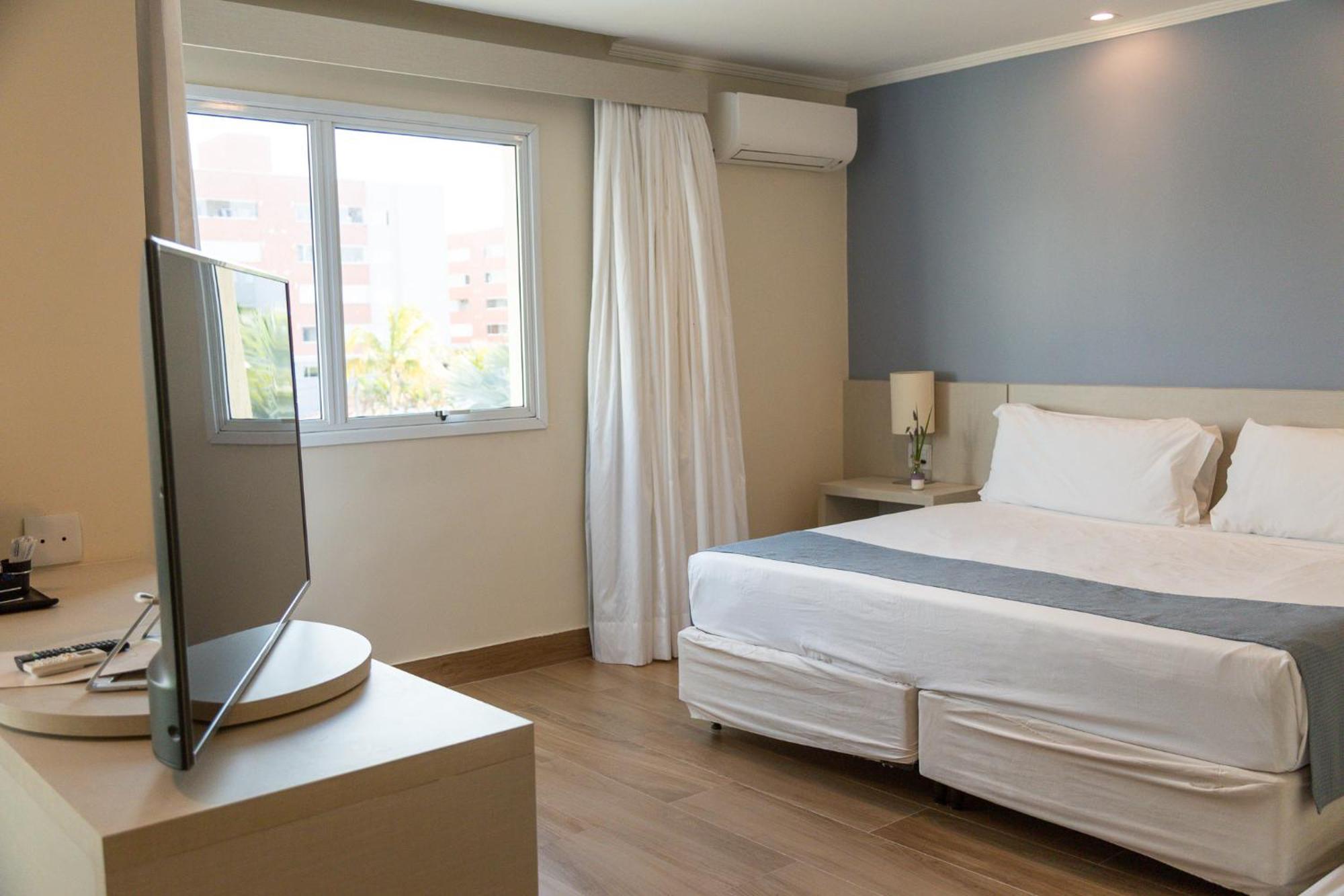 Vinhedo Plaza Hotel Eksteriør billede